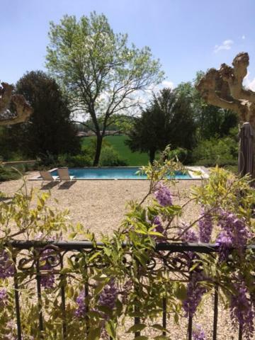 Villa La Maternite Villieu Екстериор снимка